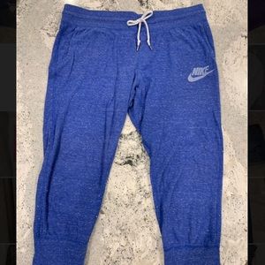 Nike cropped lounge pants